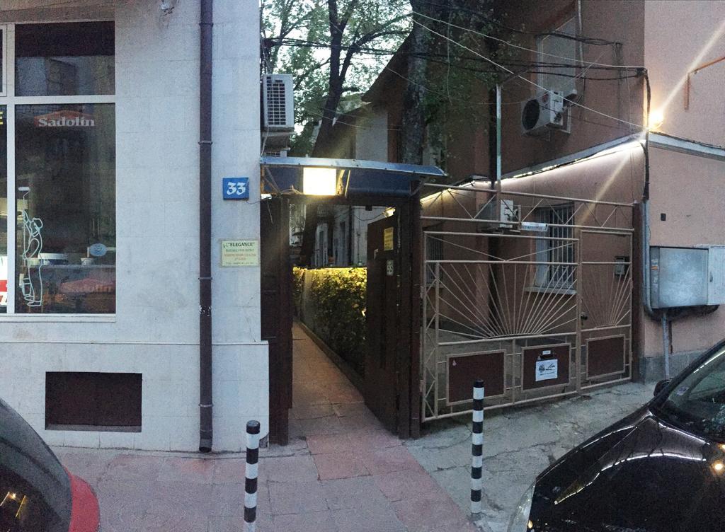 Elegance On A Budget - Rooms For Rent In Sofia Center ภายนอก รูปภาพ