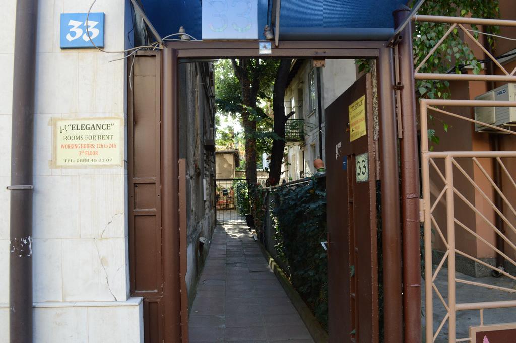 Elegance On A Budget - Rooms For Rent In Sofia Center ภายนอก รูปภาพ